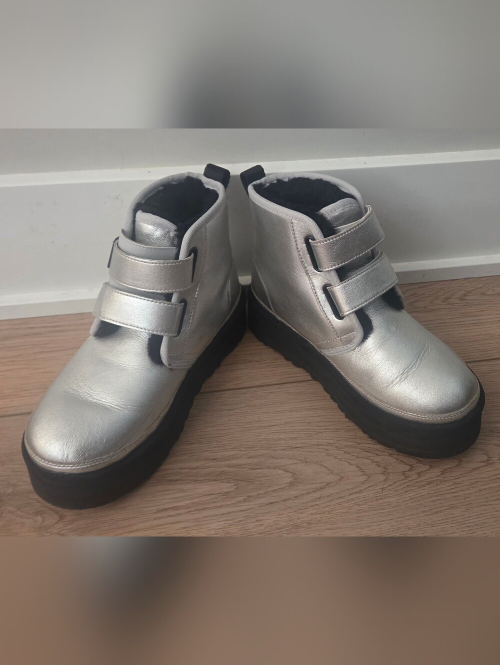 UGG Neumel Platform Leather Boots